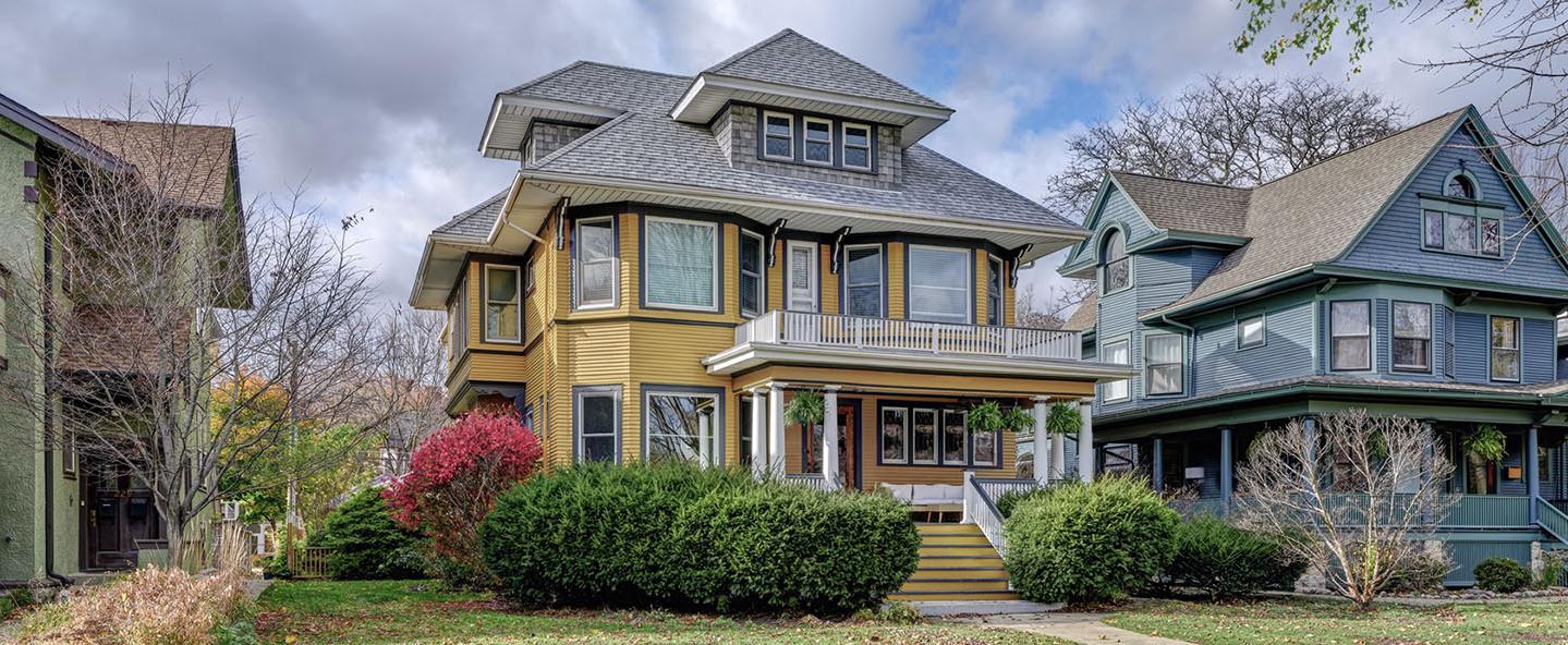 John and Annie Shapcott/John and Margaret Coumbe House (1905)