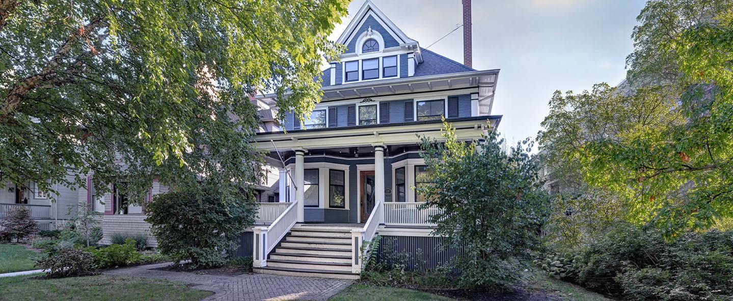 Sanford S. and Grace Vaughan House (E.E. Roberts, 1899)